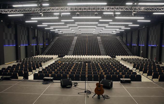 Salle Horizon Pyrénées 1