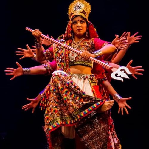 Folkolor, Festival Mondial de Folklore 1