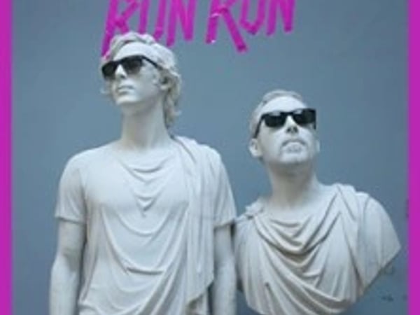 Pony Pony Run Run