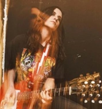 Laura Cox