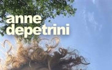 Anne Depetrini dans À côté