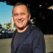 Yuri Buenaventura, Tournée