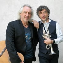 Yvan Cujious et Louis Winsberg - Une Voix Six Cordes (De Claude à Nougaro)