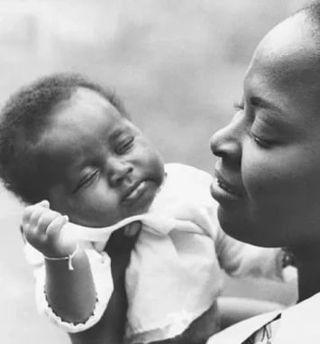 J'ai Deux Amours, Mon Pays et la Côte d'Ivoire