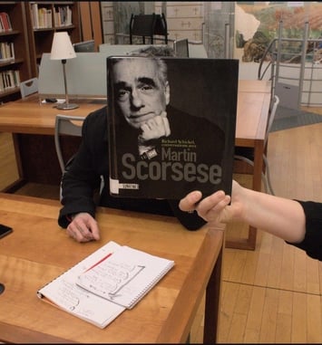 Visite de la bibliothèque de la Cinémathèque de Toulouse et création de bookface