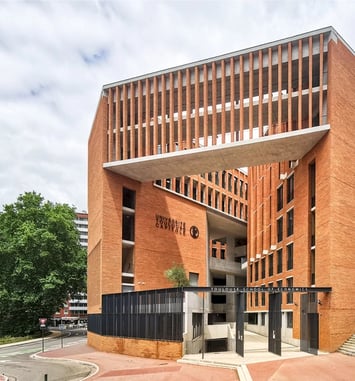 Visite du bâtiment de l'École d'Économie de Toulouse (TSE)