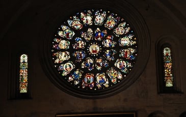 Exposition : Que se passe t-il derrière cette bâche ?