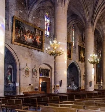 Découvrez l'église d'une bastide du XIIIe siècle et son clocher typiquement toulousain