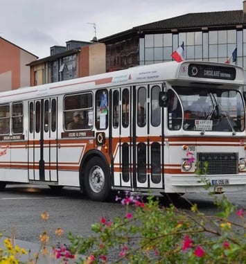 Circulation d'autobus historiques sur le réseau Tisséo