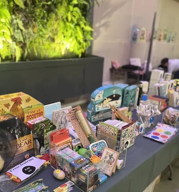 Braderie de la boutique et des bibliothèques du Muséum