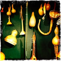 Atelier fabrication d'instruments de musique en cougourdon