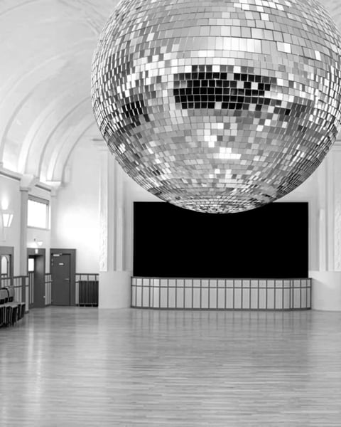 Le Bal
