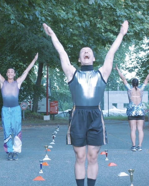 Cie Juste Ici, Podiums