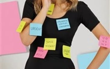 Fanny Pocholle dans Comment bien réussir son burn out ?