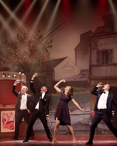 Au Café de Paris